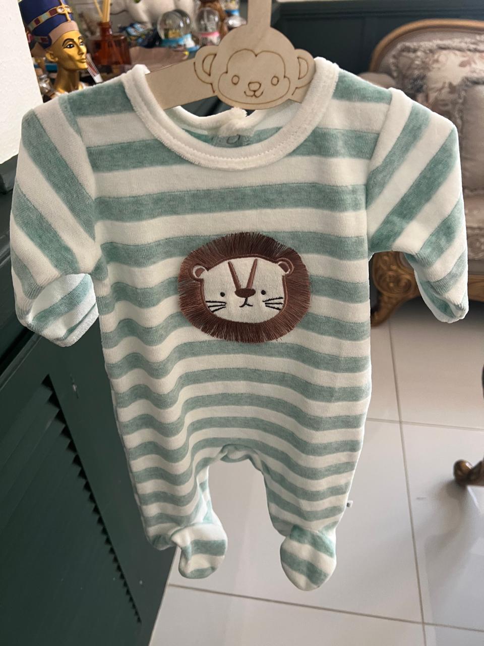 Little Wardrobe Baby Boy Crate view 8